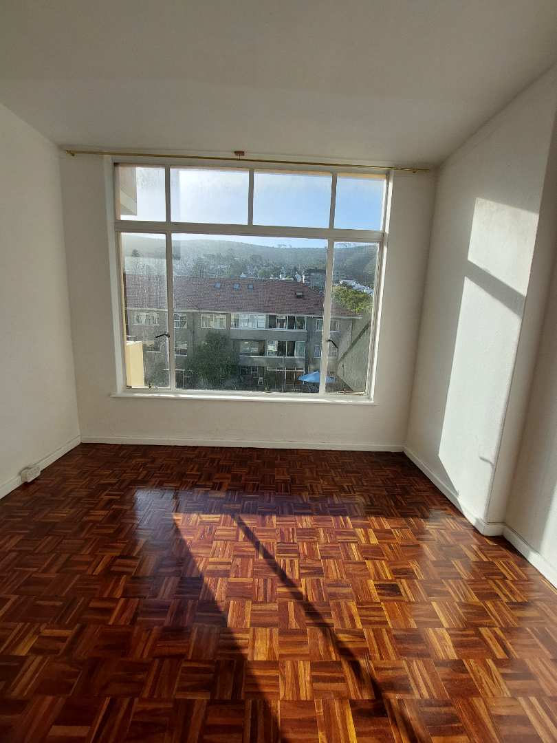 To Let 2 Bedroom Property for Rent in Tamboerskloof Western Cape